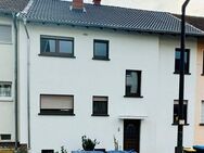 *** Saniertes Zweifamilienhaus in herrlicher Höhenlage mit Fernblick in Blieskastel *** - Blieskastel