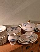 Katharina Weimar Porzellan ECHT KOBALT Service 7167 Goldrand weiss blau in 90427