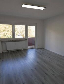 Wie neu: 1-Zimmer-Wohnung mit Balkon Nähe Thüringer Kreuz - Coburg