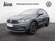 VW Tiguan, 2.0 TSI Life, Jahr 2021 - Uelzen