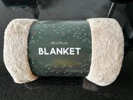 Leichte Kuscheldecke "Winter daheim" von Coop, Neu + unbenutzt - Lottstetten