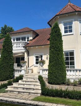 OT MÖHRENDORF- Einfamilienhaus mit Einliegerwohnung und Traumgarten - Forchheim (Bayern)