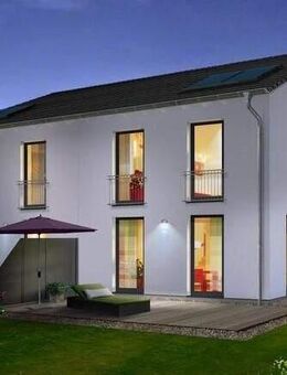 "Schöne Doppelhaushälfte: Perfekt für die junge Familie - Alles drin was du brauchst." - Neunkirchen (Saarland)