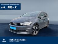 VW Touran, 1.5 TSI Highline, Jahr 2023 - Esslingen (Neckar)