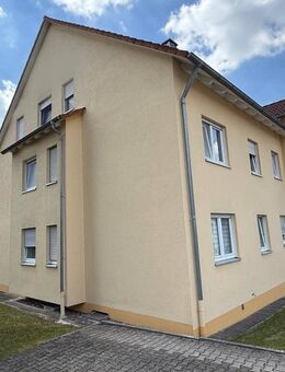 Kernsanierte, lichtdurchflutete 3-Zimmer-Wohnung mit sonnigem Balkon - Lehrberg