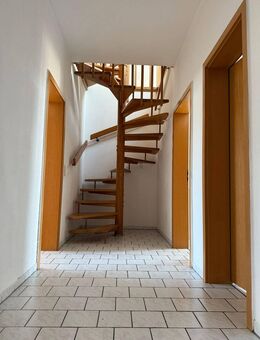 3-Raum-Maisonette-Wohnung im Dachgeschoss mit Balkon und EBK - Chemnitz
