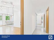 Platz für Ideen: Großzügige Erdgeschosswohnung mit zwei Balkonen - Sindelfingen