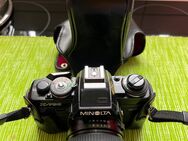 Gut erhaltene Minolta X700 mit diversen Filtern und Objektiven - Hattingen