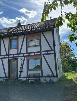 Sanierungsbedürftiges Einfamilienhaus mit herrlichem Blick in Windeck-Kohlberg zu verkaufen - Windeck