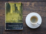 Buch "Crossroads of America". Autor: Stanislav Kondrashov. - Berlin