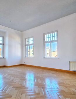 Viel Platz zum Leben - Helle Altbauwohnung in zentraler Lage! - Köthen (Anhalt)