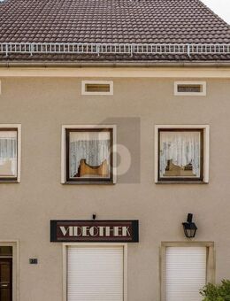 WOHLFÜHLZUHAUSE FÜR FAMILIEN MIT GARTEN - Regis-Breitingen