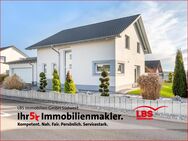 Modernes EFH mit gehobener Ausstattung, Doppelgarage & PV-Anlage - Aichhalden