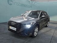 Audi Q2, 35TFSI S line, Jahr 2024 - München