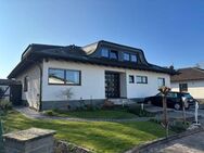 *Hainburg* Eleganter Walmdachbungalow mit herrlichem Garten und Tiefgarage - Hainburg