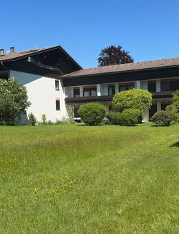 Reihenmittelhaus in einer ruhigen Wohnanlage mit Schwimmbad, Sauna und viel Grün - Oberaudorf