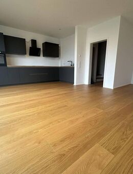 Reserviert. Von privat - 6 Zimmer Wohnung in Bothfeld mit Garten Energieeffizenz A+ - Hannover