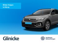 VW T-Roc, 1.0 TSI Life, Jahr 2023 - Kassel