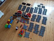 Grosse Lego Duplo Eisenbahn, 2 E-Loks, viele Schienen - Gummersbach