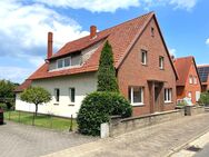 RUDNICK bietet GÜNSTIG: Ein- oder Zweifamilienhaus für Macher in Steinhude! - Wunstorf