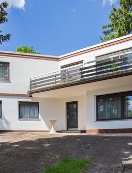 KL-Bännjerrück - Großzügiges, freistehendes Einfamilienhaus mit 2 Garagen und schönem Fernblick - Kaiserslautern