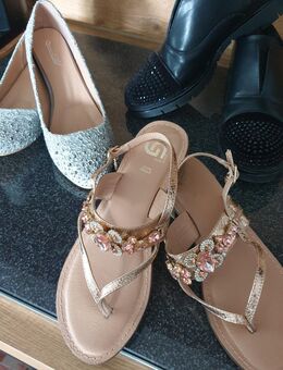 Damenschuhe Gr. 40 - Schrobenhausen