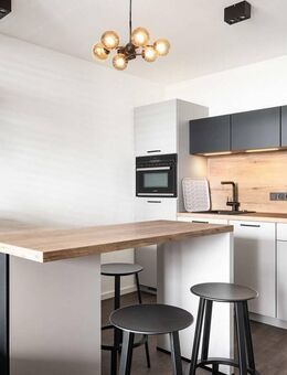 Erstbezug nach Sanierung: modernes Apartment an Top-Adresse Schwabing Leopoldstr. 202! - München