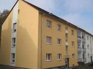 Renovierte 3 - Zimmer Wohnung mit Balkon in modernisierter Wohnanlage! - Passau