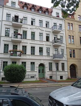 Wohnhaus mit Fahrstuhl und Balkonen vollvermietet in der schönen Südstadt! - Görlitz