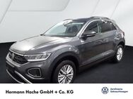 VW T-Roc, 1.0 TSI Life, Jahr 2024 - Blomberg (Nordrhein-Westfalen)