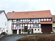 Melsungen-Kirchhof Landwirtschaftliche Anlage mit Haupthaus, Stallungen, Scheune, Nebengebäude - Melsungen