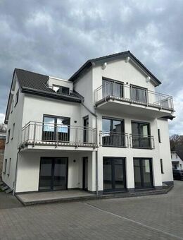 Erstbezug: Exklusive 4-Zimmer-Wohnung in zentraler Lage - Kelkheim (Taunus)