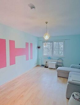 Große und modernisierte 2-Zimmer-Wohnung mit EBK und Tageslichtbad - Wandlitz