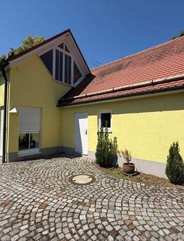 ELVIRA - Grünwald - weitläufiges Grundstück mit zwei Einfamilienhäusern - Grünwald