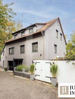 Charmantes Einfamilienhaus mit toller Outdoor-Lounge! - Illingen (Baden-Württemberg)