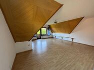 Großzügige 4 ZKB Oberwohnung mit Balkon zu vermieten! - Butjadingen
