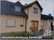 Zweifamilienhaus in Kleinochsenfurt mit Aussicht - Ochsenfurt