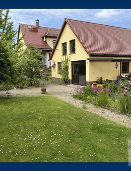 Familientraum: Doppelhaushälfte mit XXL-Garten & vielseitigem Wintergarten und großer Werkstatt - Leipzig