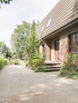 schickes großes Haus mit Garten, sofort frei - Worpswede