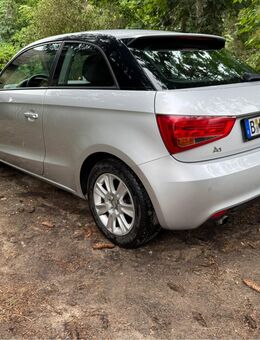 Audi A1 1.2 TFSI Top gepflegt. TÜV 02/27 ohne Mängel, silber, 109 Tsd KM. - Berlin