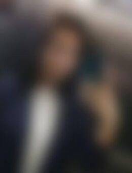 Mon*** - Frankfurt (Main)