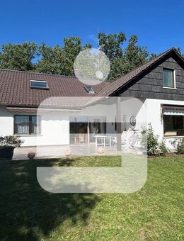 freistehendes EFH in Heßdorf...Viel Platz! Zwei Wohneinheiten möglich! - Heßdorf