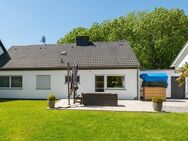 Ausbaufähiges Einfamilienhaus für vielseitige Wohnansprüche mit grüner Ruheoase in Burgaltendorf - Essen