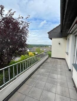 Gemütliche 4-Zimmer-Wohnung im Rusch mit großzügigem Sonnenbalkon - Arnsberg