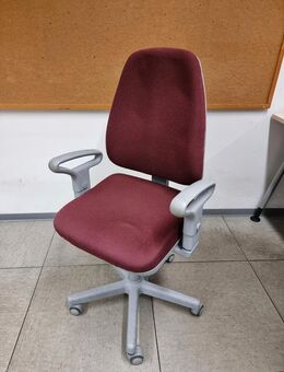 ✅️ 4x Bürostuhl Drehstuhl Stuhl – 3 mit Armlehne, 1 ohne‼️ - Hannover