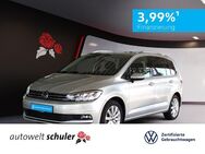 VW Touran, 1.5 TSI Highline, Jahr 2023 - Villingen-Schwenningen