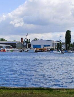 Bezugsfrei und gepflegt, nahe Wasser - Berlin
