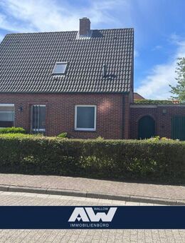 Wohnhaus mit Garage in guter Wohnlage in Norden - Ekel - Norden