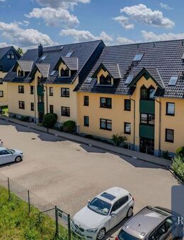 Eigentumswohnung in Röhrsdorf bei Chemnitz! Einbauküche + BALKON + Wanne + Dusche + 2x Stellplatz - Chemnitz