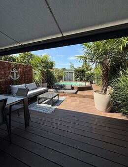 Ein Zuhause zum Verlieben – stilvolles Reihenmittelhaus mit Pool in Toplage · provisionsfrei - Erlangen
